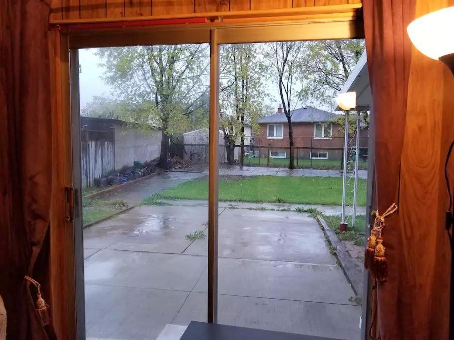 Private Rooms 5 Min Finch West Subway - York University Toronto Exterior foto